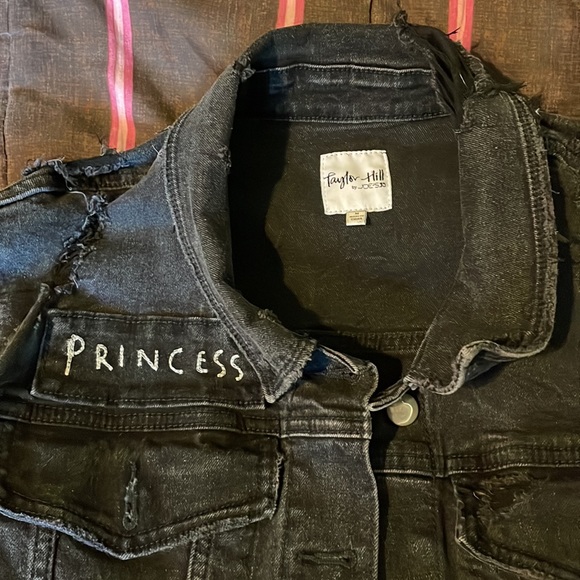 Taylor Hill x JOE’S JEANS Princess Black Distressed Denim Cropped Jacket EUC M - Picture 7 of 12